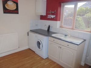 Kitchen B- click for photo gallery